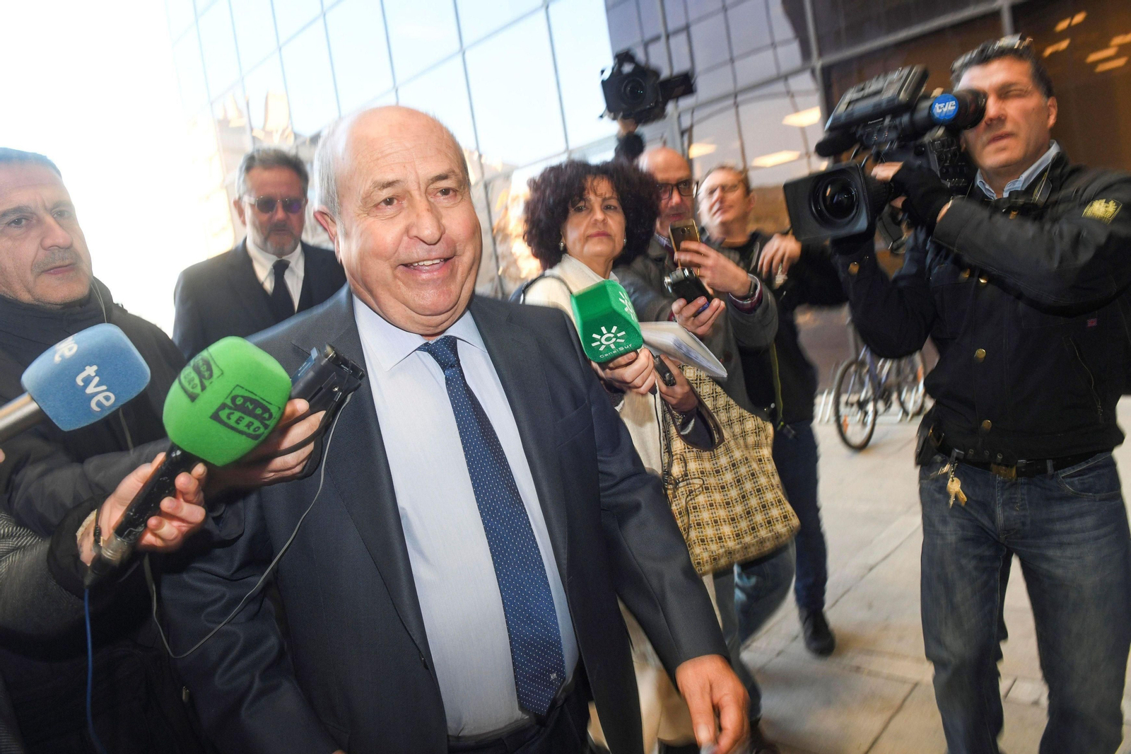 El Juzgado de lo Penal 1 juzgará al exalcalde Torres Hurtado por la pieza 'Obispo Hurtado' del caso Nazarí