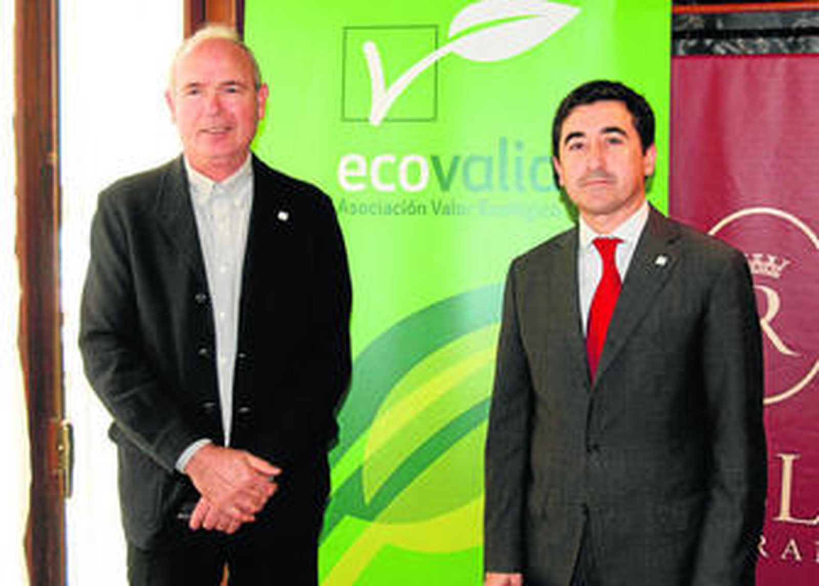 El presidente de la Asociación Valor Ecológico, Francisco Casero, y José Luis García Melgarejo, director general.