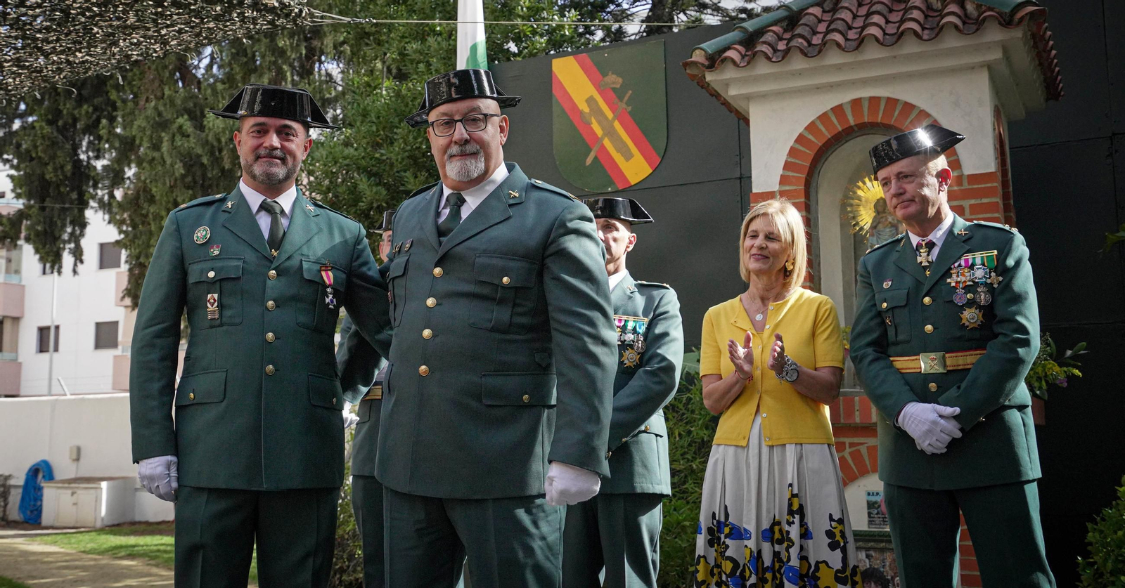 Celebración del Día del Pilar en el cuartel de la Guardia Civil de Jerez