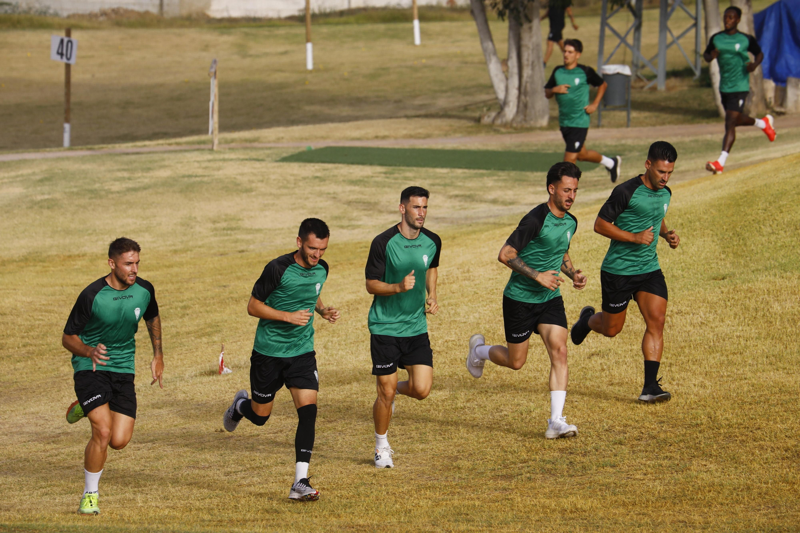 Las mejores fotos del entrenamiento del Córdoba CF en la Arruzafa Golf