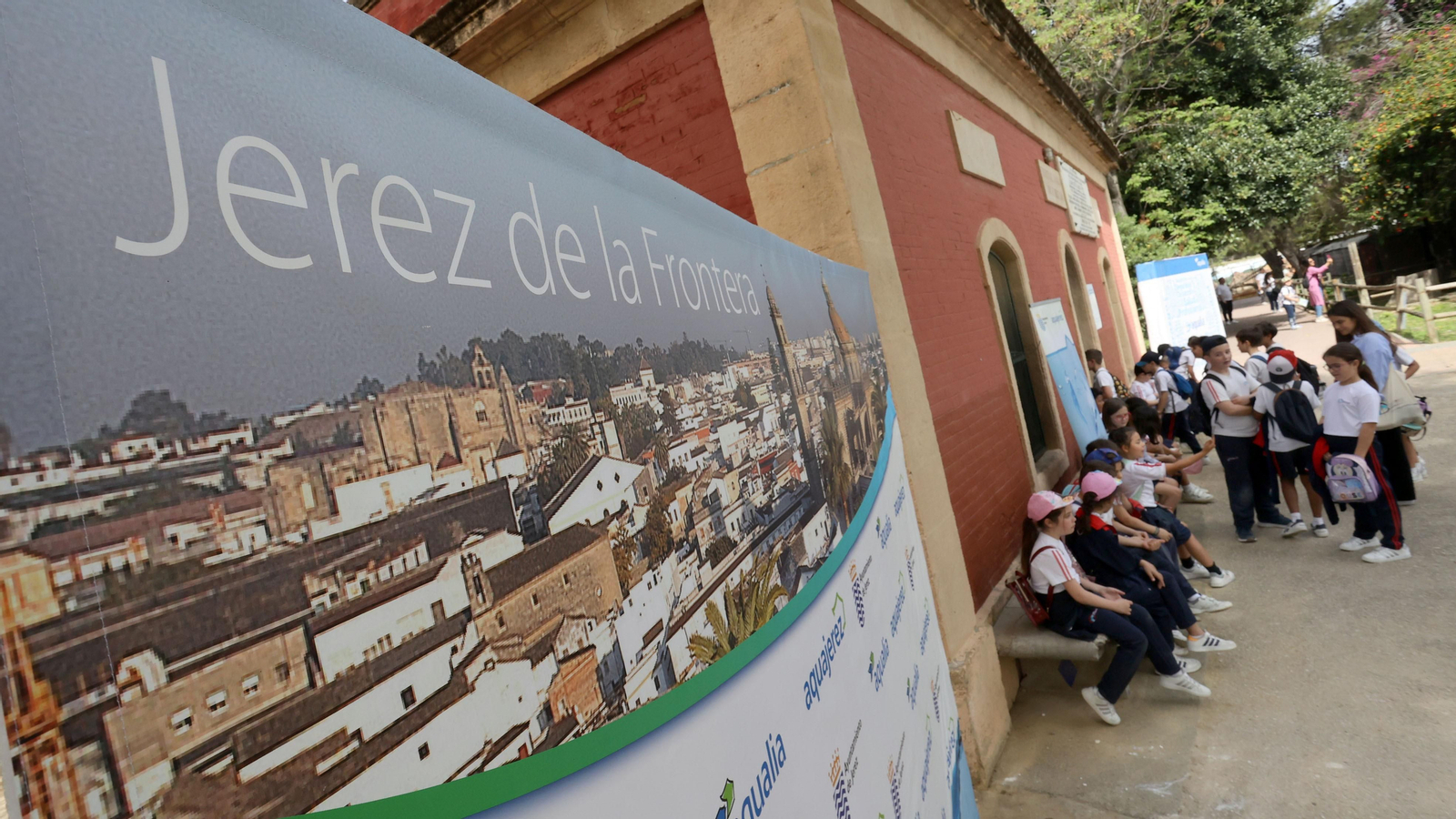 Día Mundial del Agua de Aquajerez y aniversario de Diario de Jerez en el Zoo