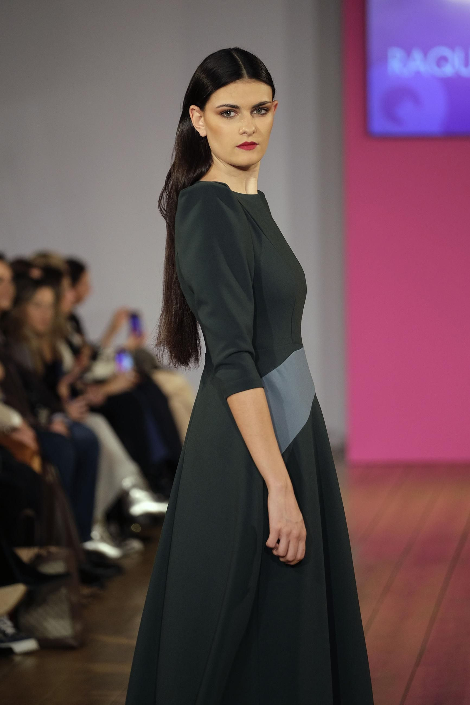 Raquel Bollo presenta su colección de invitada en SIQ, en imágenes