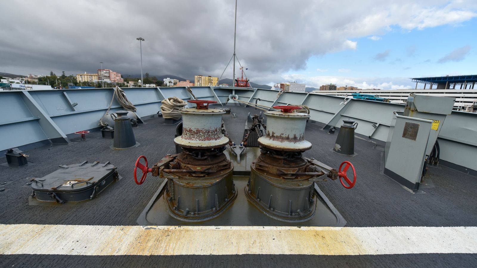 Las fotos de la patrullera Atalaya en el puerto de Algeciras