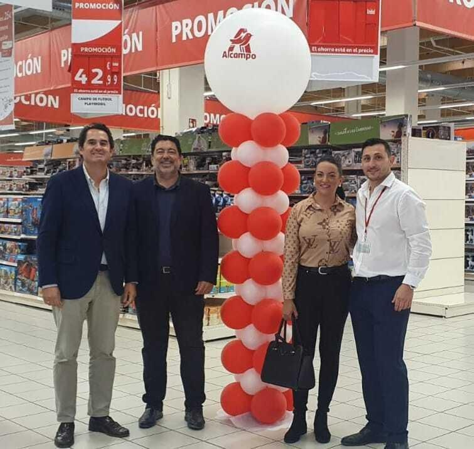 Los Reyes Magos, imparables en su acción social