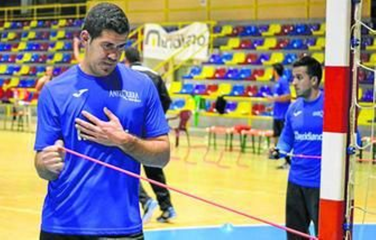 Cabrera, jugador del Meridiano Antequera, durante un entrenamiento.