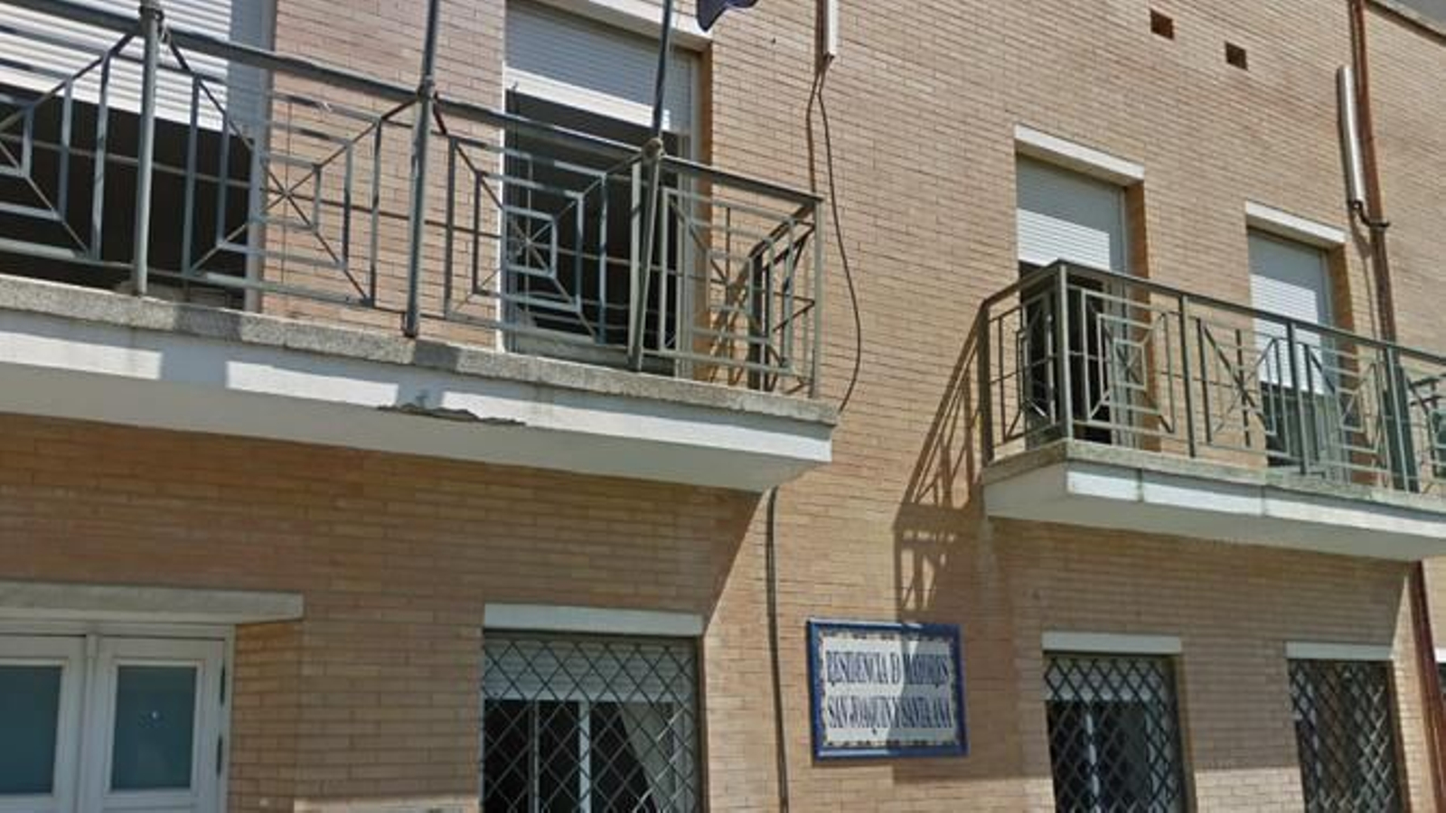 La residencia San Joaquín y Santa Ana de San Juan del Puerto.