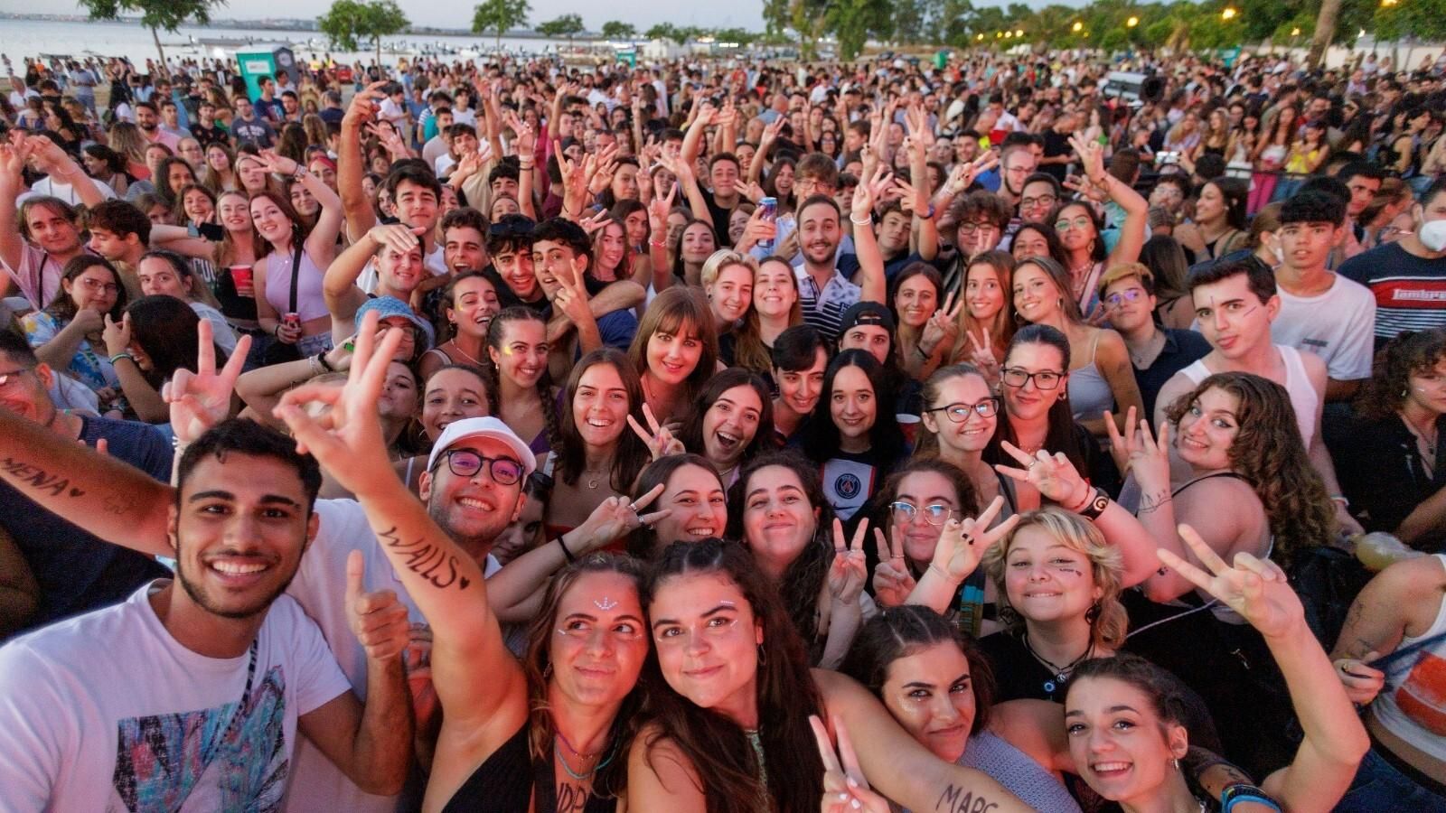 El público que se congregó en La Casería con el concierto de Los 40 Summer Live.