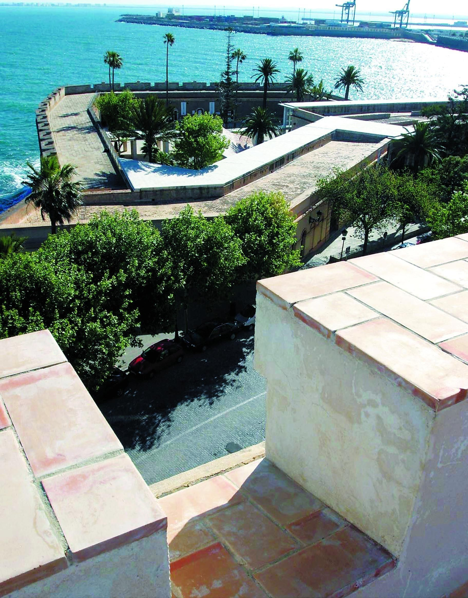 Vista en picado del Baluarte de la Candelaria.