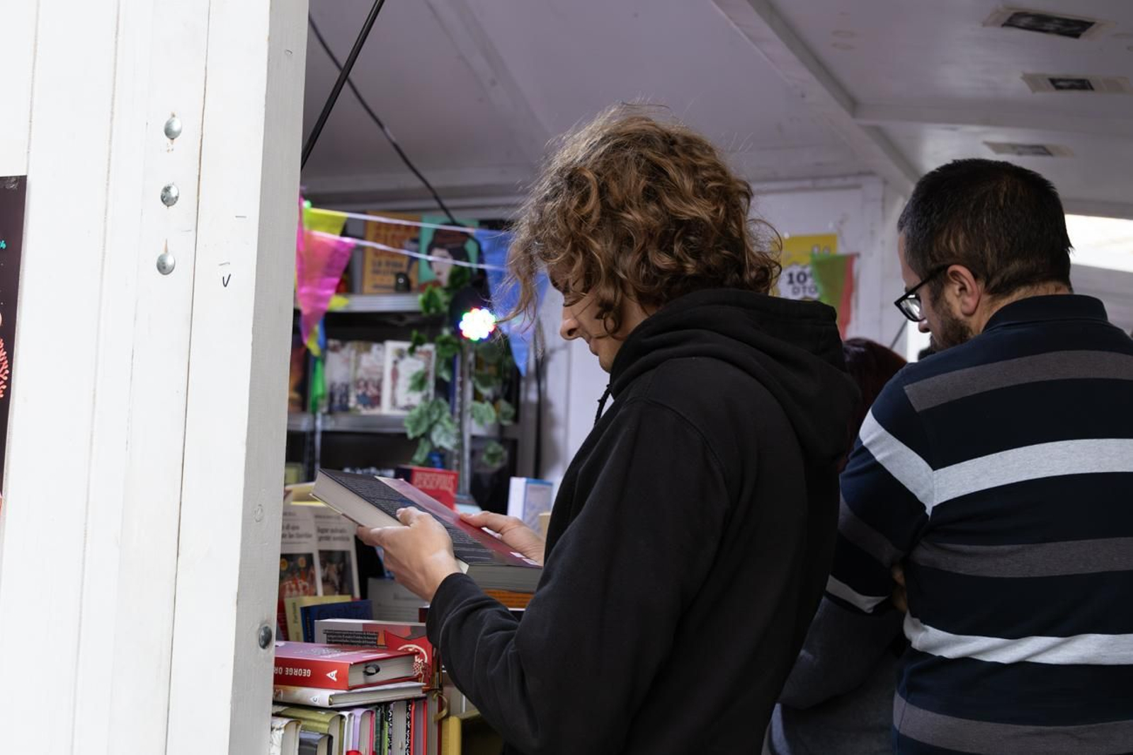 En imágenes: casetas y ambiente de la Feria del Libro de Jaén