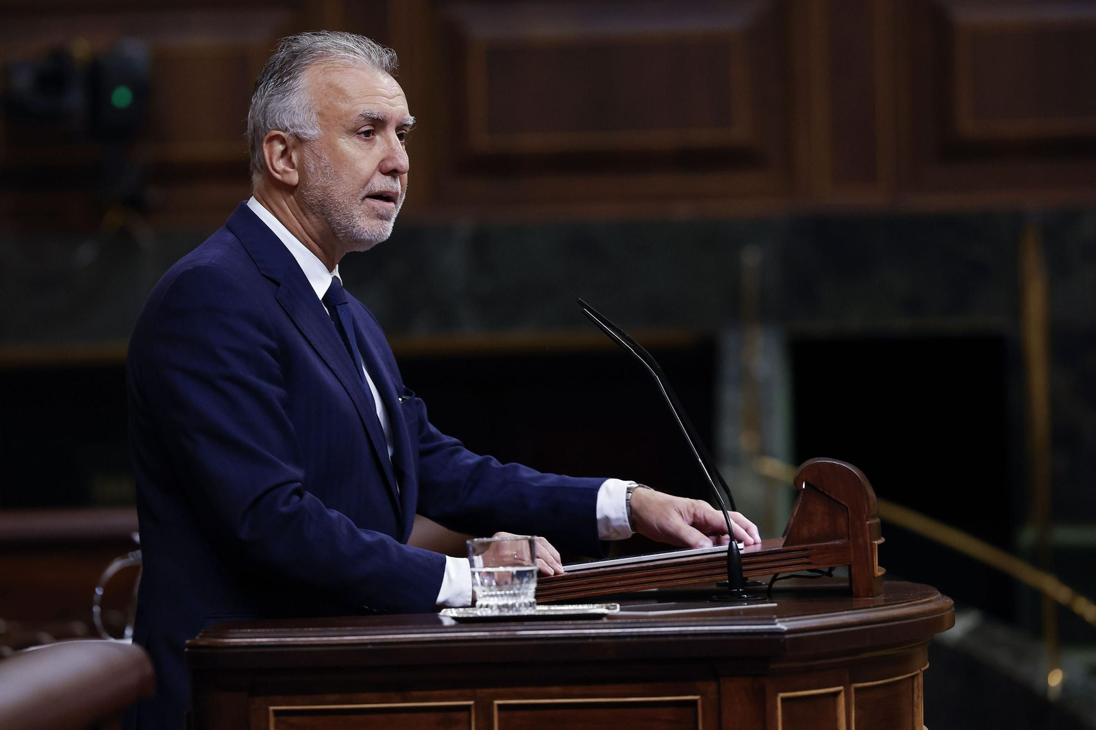 El ministro Ángel Víctor Torres, este miércoles en el Pleno del Congreso. El ministro Ángel Víctor Torres, este miércoles en el Pleno del Congreso.