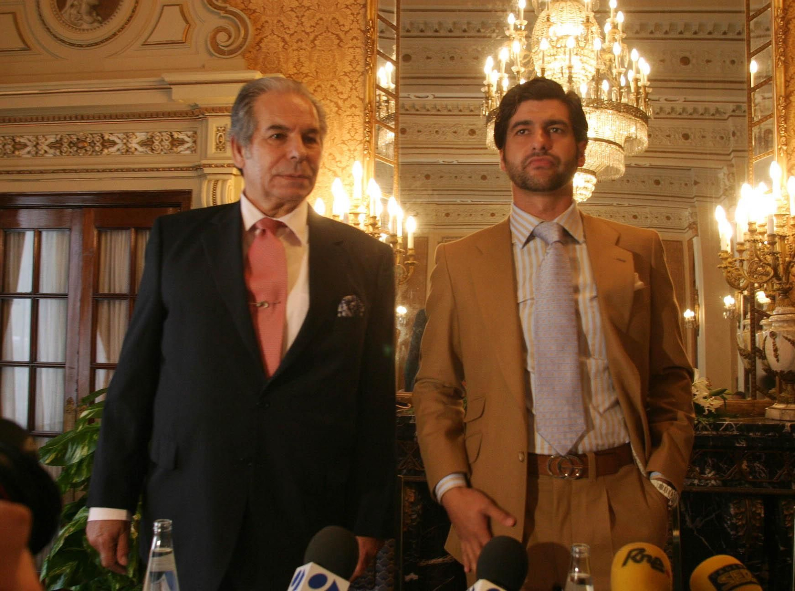 Algunos momentos de la vida de Rafael de Paula en imágenes