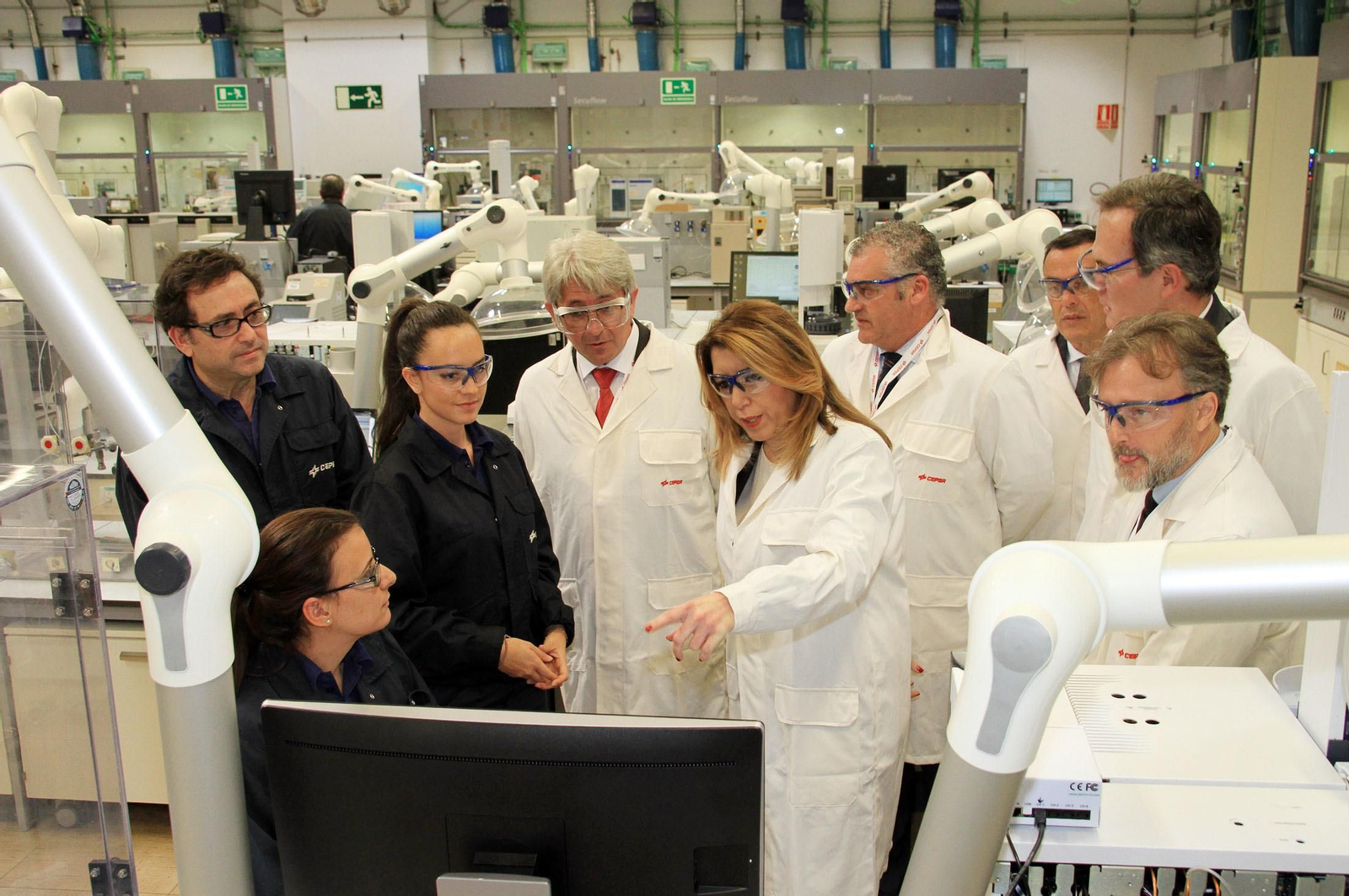 La presidenta de la Junta de Andalucía, Susana Díaz, y el consejero delegado de Cepsa, Pedro Miró, inauguran el proyecto 'Optimización de Aromáticos' de Cepsa, en imágenes