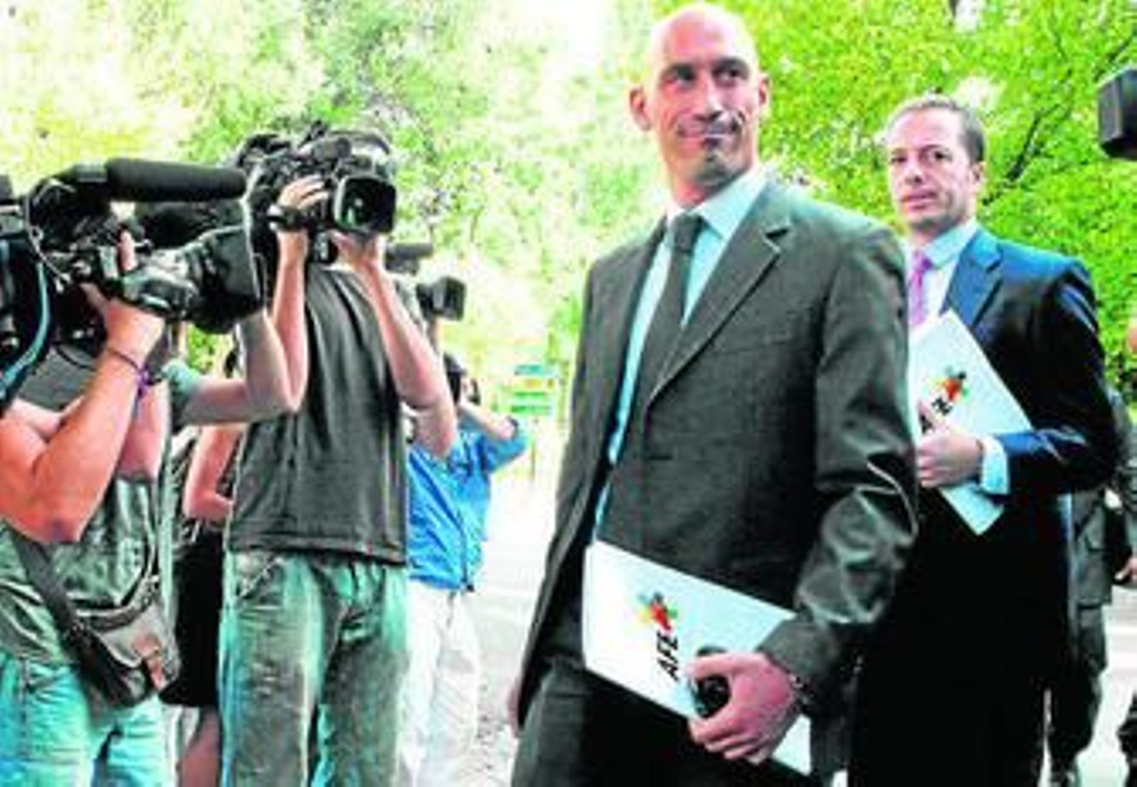 Luis Rubiales, presidente de la AFE y exjugador del Xerez, criticó ayer duramente los actos del Anexo.