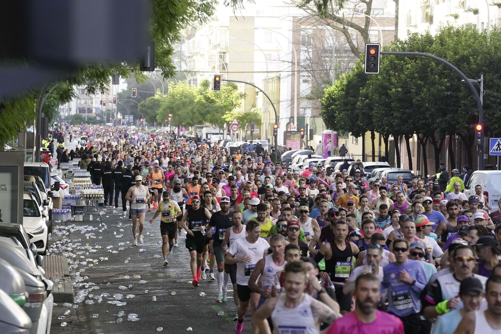 el Zurich Maratón de Sevilla 2026 por Lopez de Gomara, galería 1