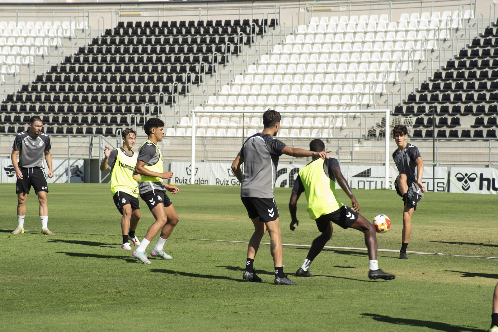 Las fotos del entrenamiento de la Balona del miércoles previo al estreno liguero