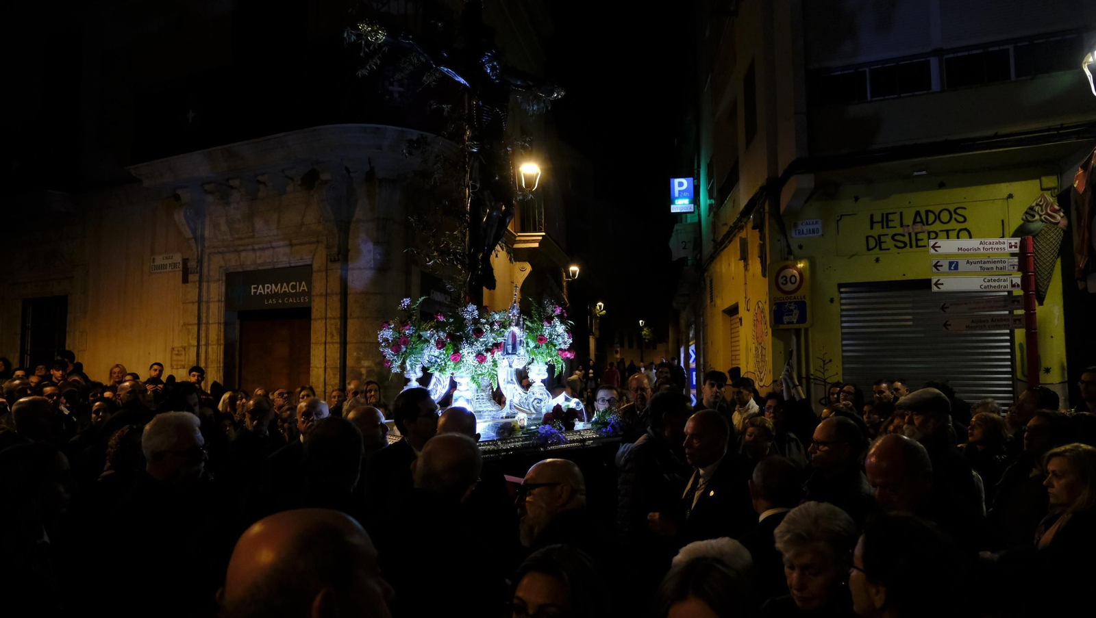 Vía Crucis del Cristo de la Escucha en la Semana Santa de Almería 2025