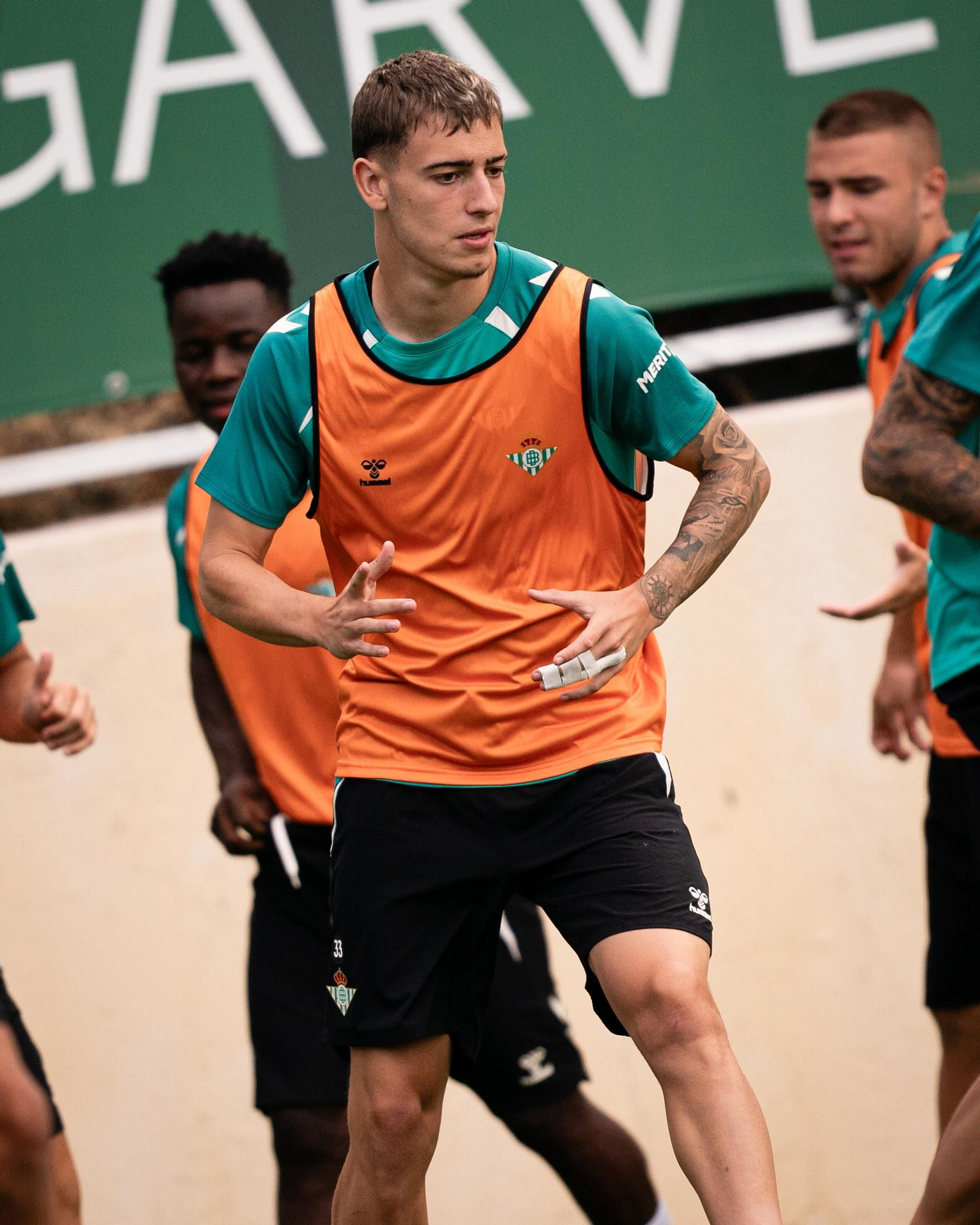 Las fotos del Betis con los recién llegados a Almancil