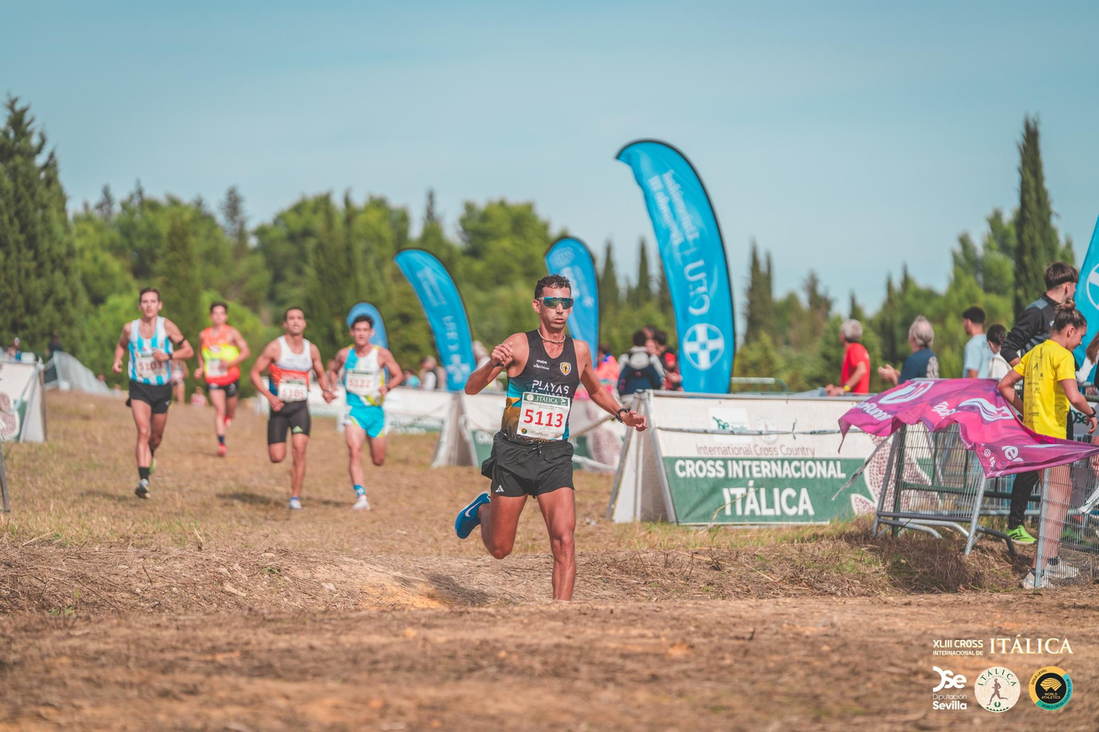 Búscate en las fotos del Cross de Itálica 2025 | 12