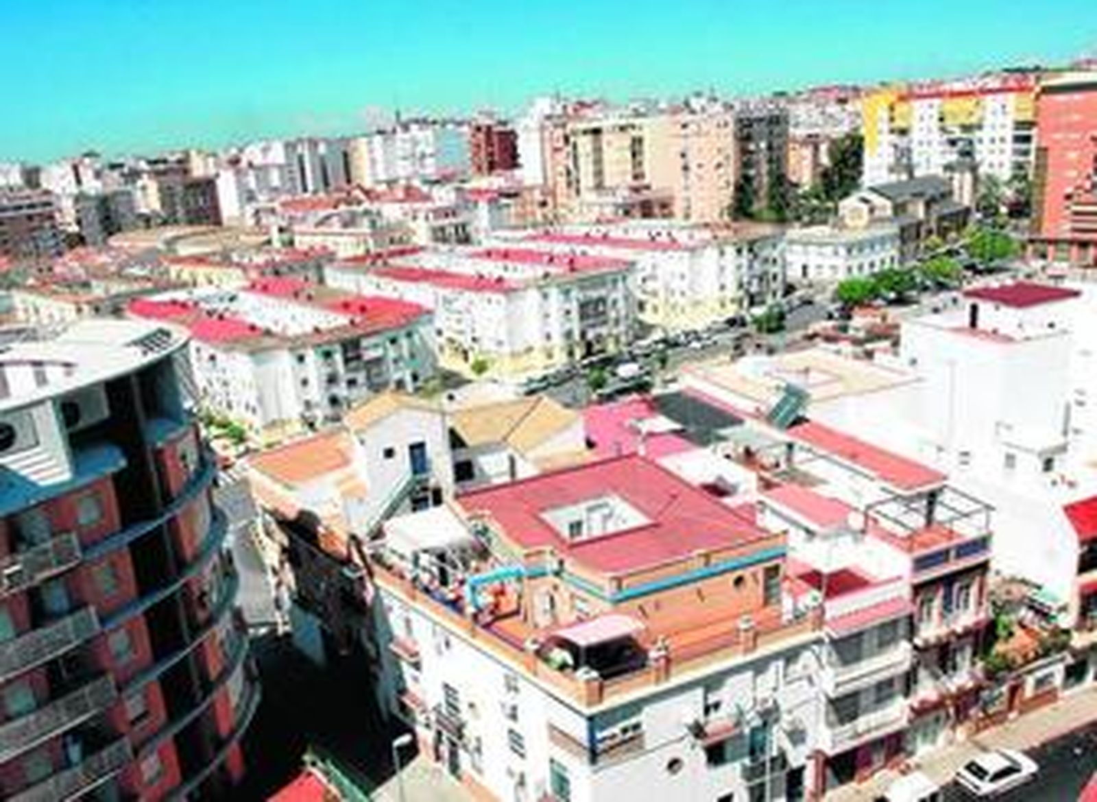 Vista parcial de la barriada del Rocío entre las calles Encinasola y Almonte.