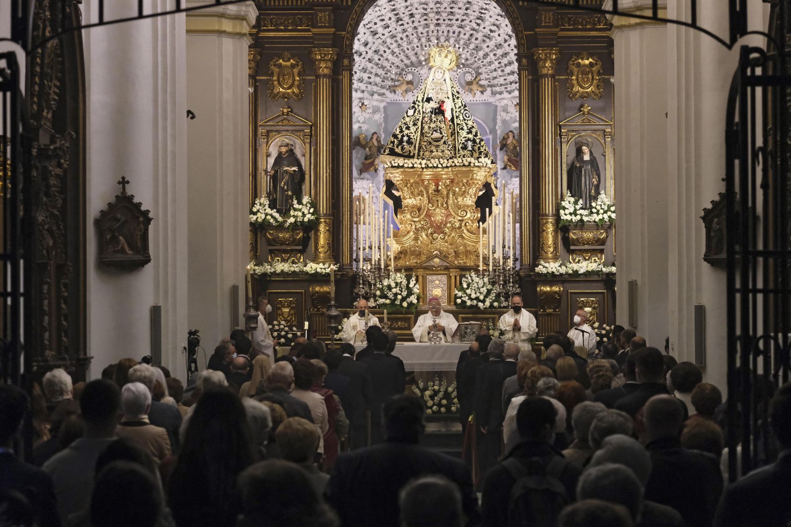 El Viernes de Dolores de Córdoba en Capuchinos, en imágenes