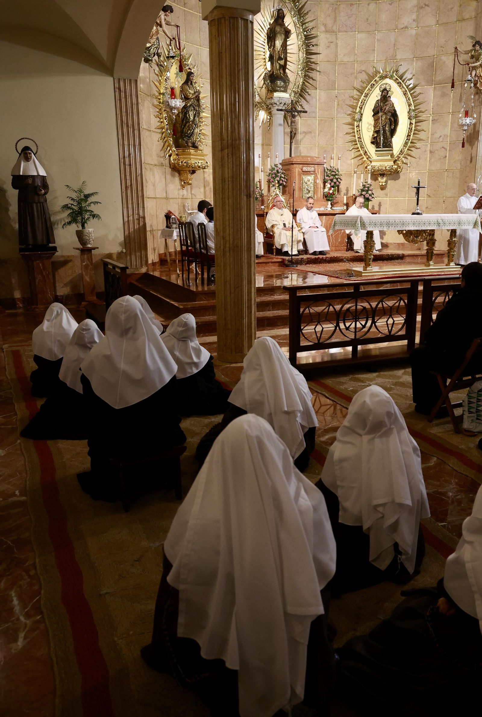 Inicio año jubilar de las Hermanas de la Cruz