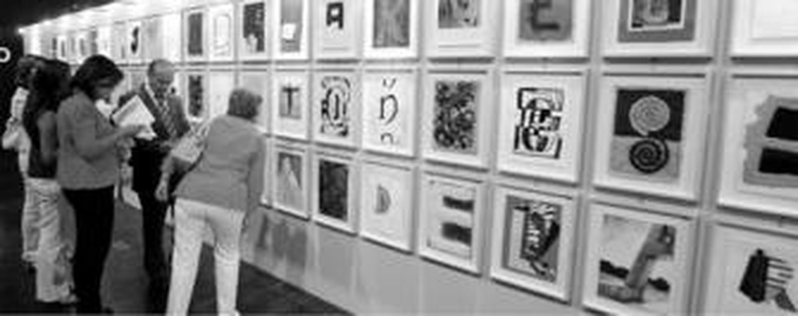 La muestra de letras que se inauguró ayer en la sala Salvador Díez