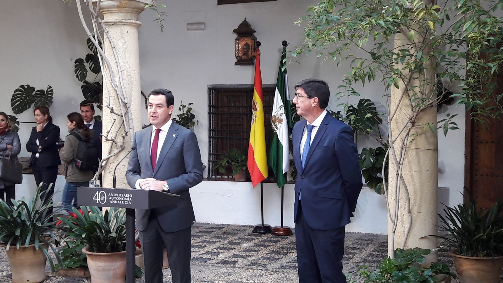 Juanma Moreno y Juan Marín, en el Palacio de Viana de Córdoba.