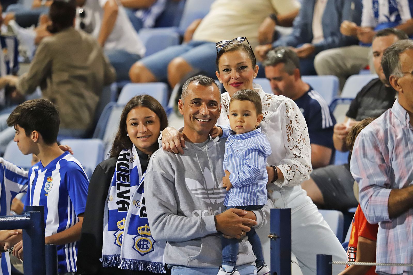 Imágenes del ambiente en el encuentro entre el Recreativo de Huelva y el CD Castellón