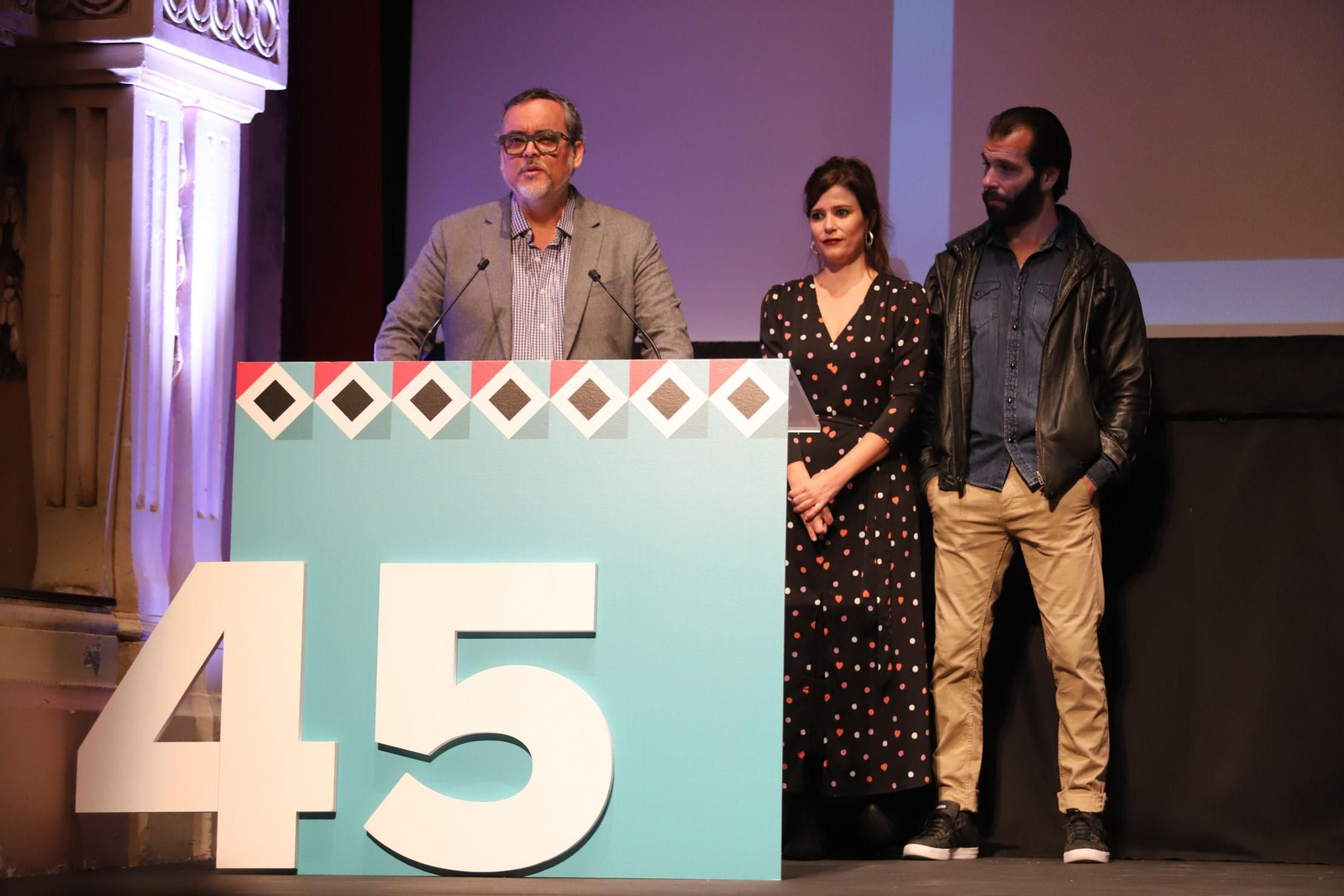 El peruano Francisco J. Lombardi recibe el premio Ciudad de Huelva del Festival de Cine Iberoamericano