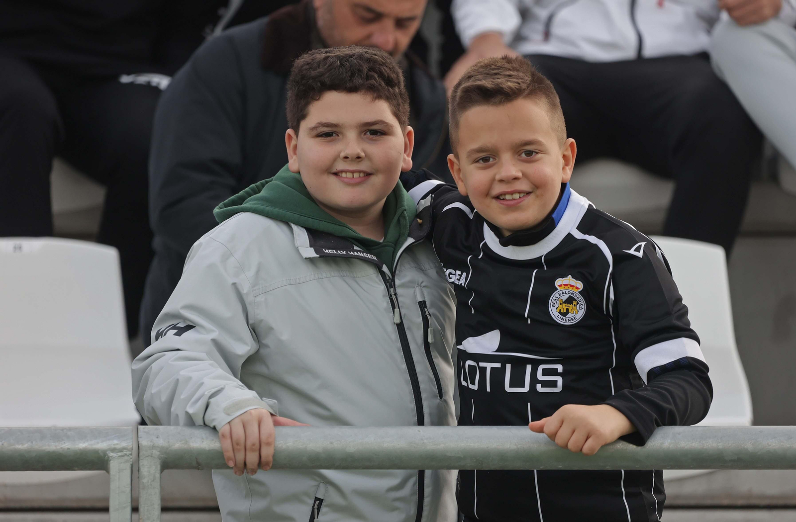 Búscate en el Ciudad de La Línea durante el Balona - Yeclano