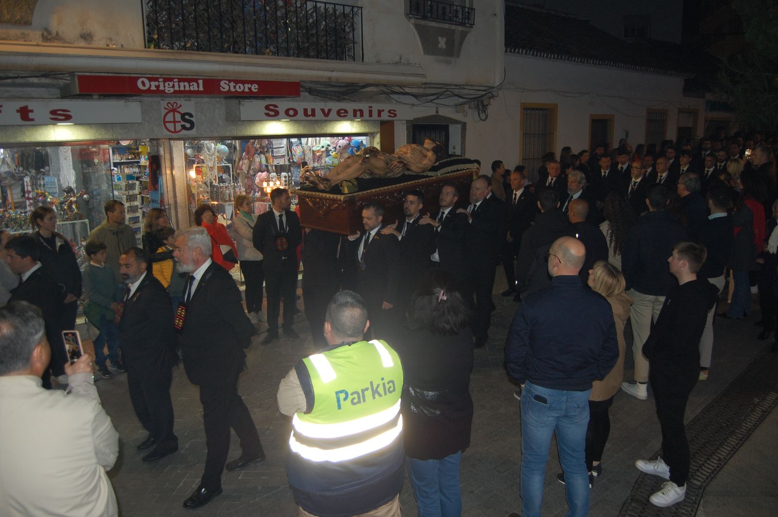El Viernes Santo en Marbella en fotos