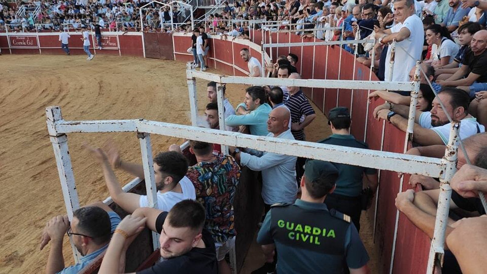 Villa del Río recupera la suelta de vaquillas, en imágenes