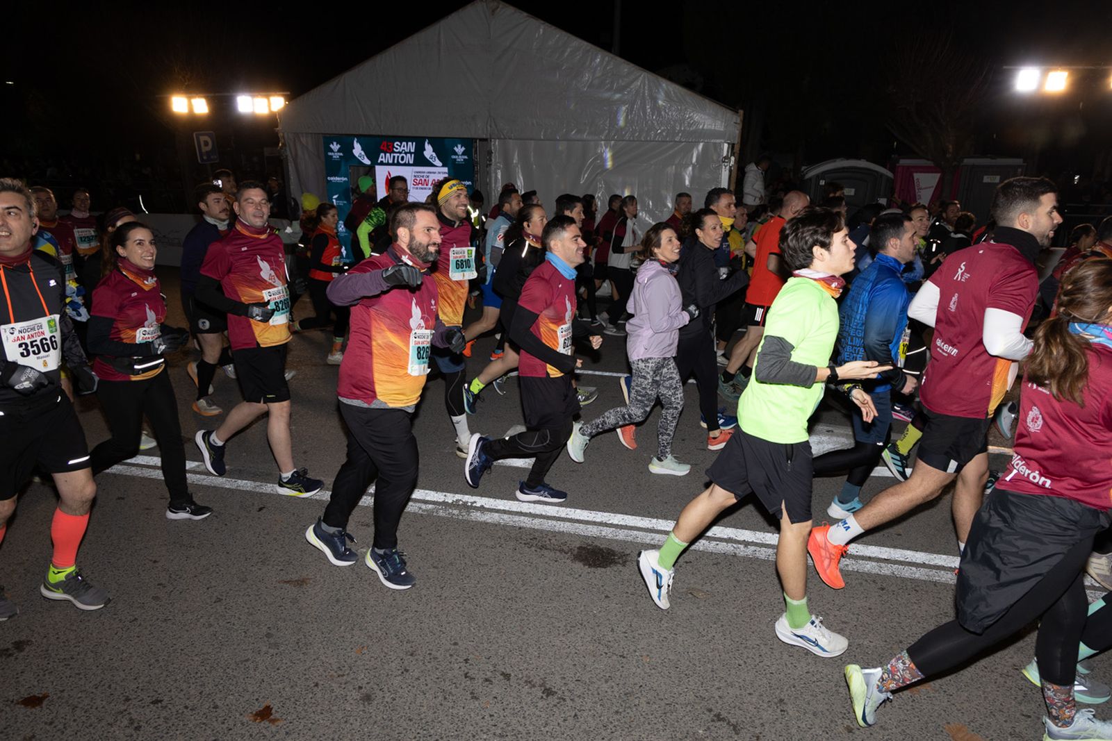 Encuéntrate en la salida de la Carrera de San Antón 2026, en imágenes (2)