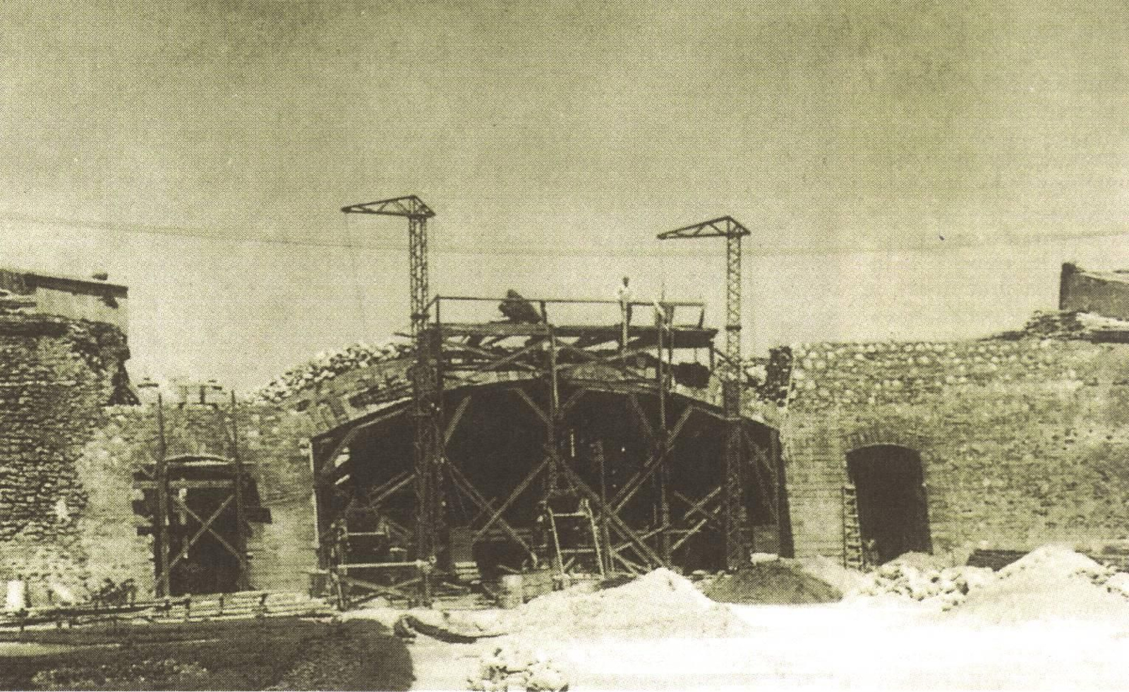 Planos e imágenes inéditas de la reforma de la Puerta de Tierra de Cádiz
