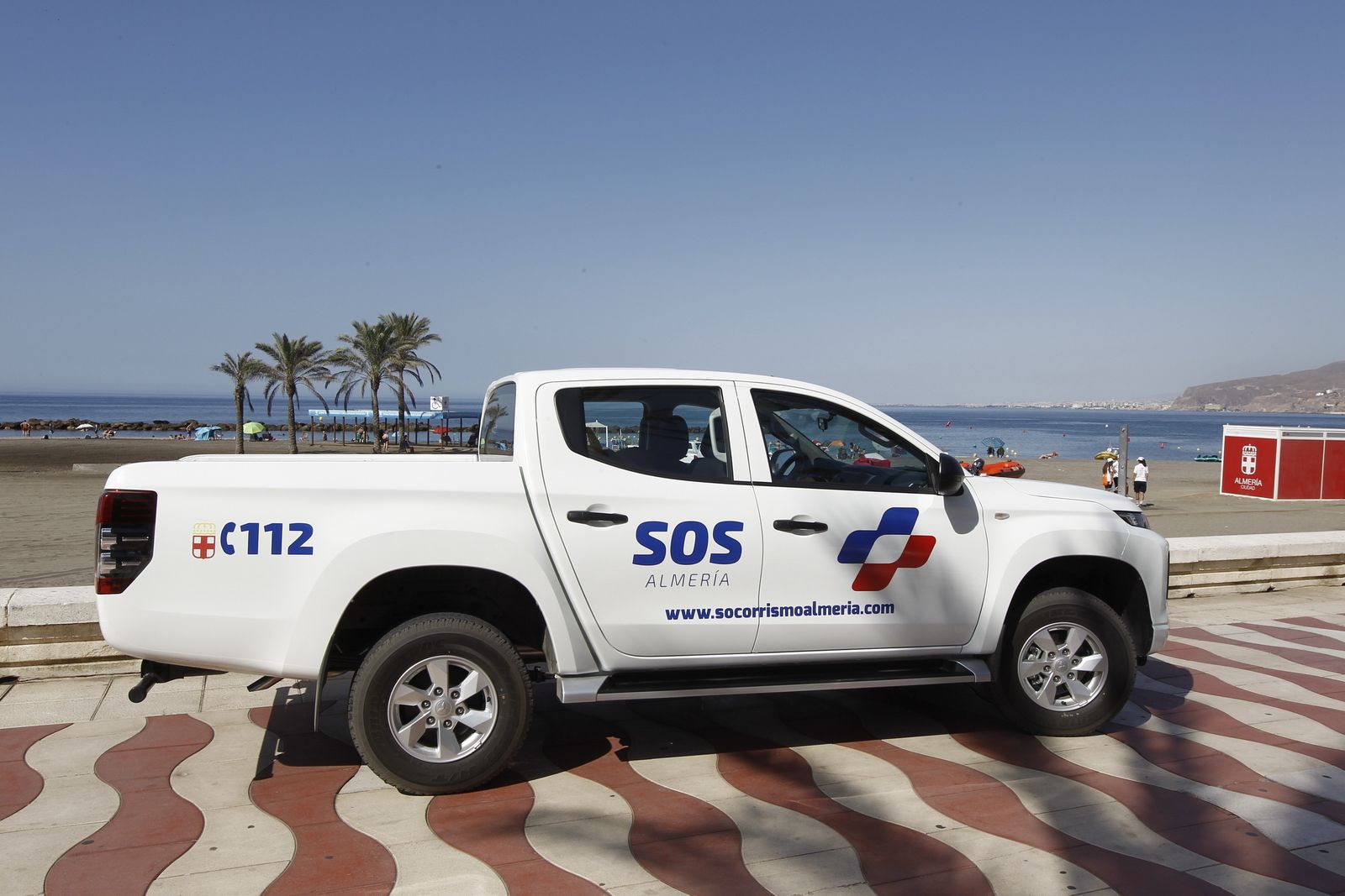 Presentación de vehículos para vigilancia de las playas. Almería