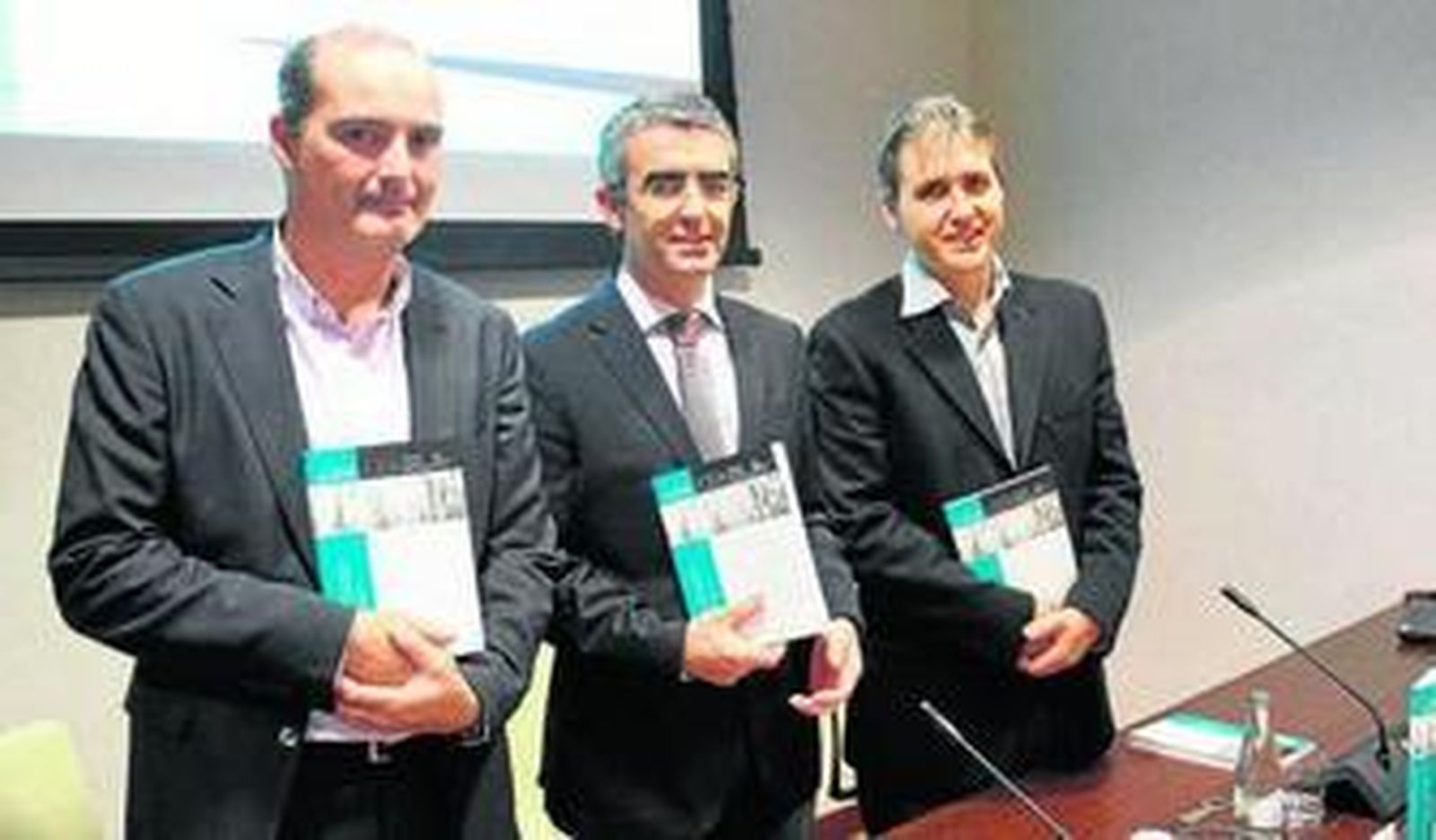 David Uclés, Roberto García y José Ángel Aznar.