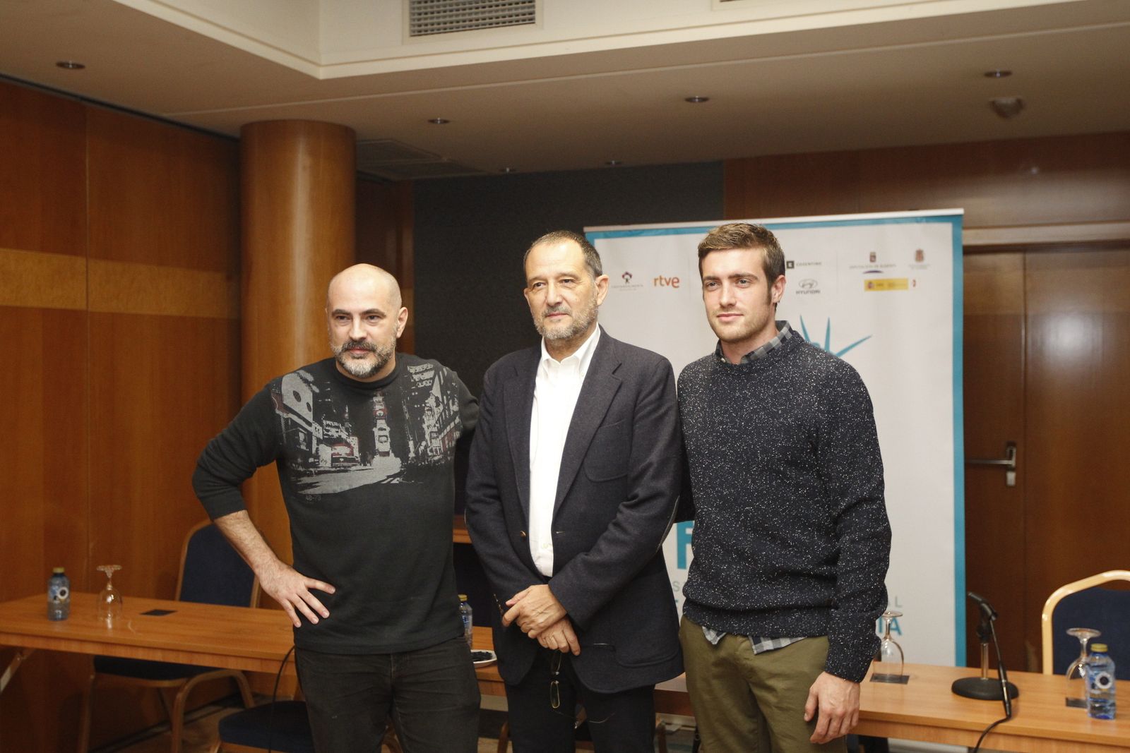 Días de viento y la ayuda  de los legionarios para el rodaje de 'En zona hostil'