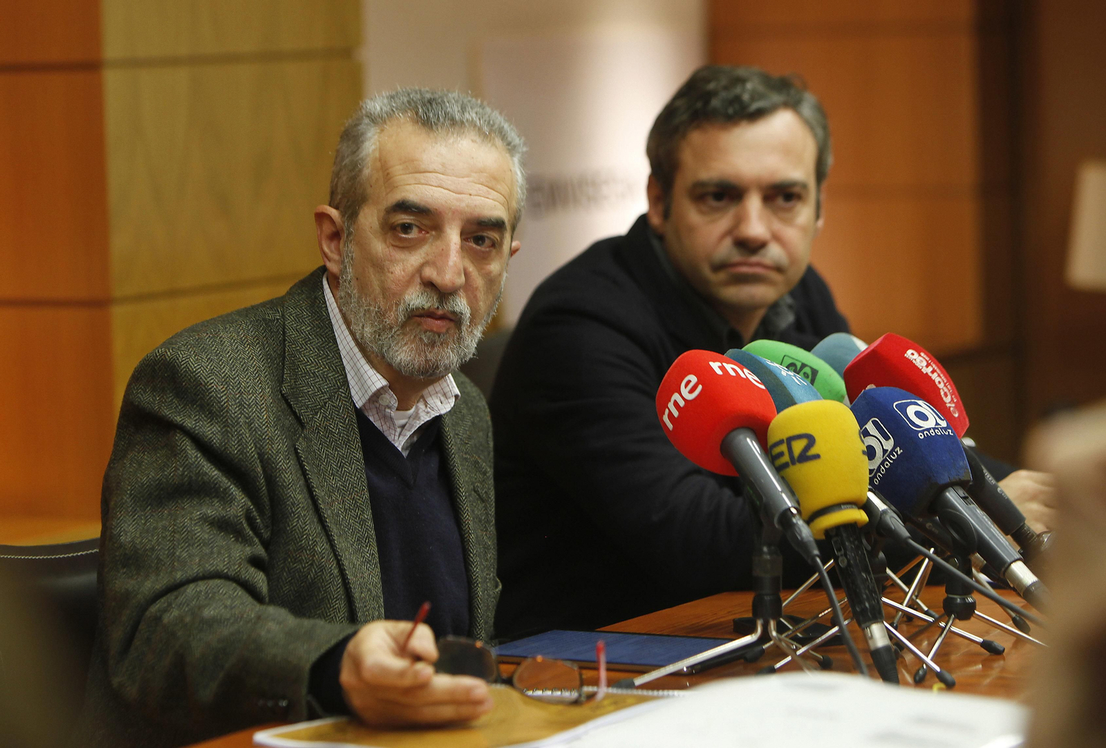 El delegado Juan Manuel Flores y el gerente Felipe Castro.