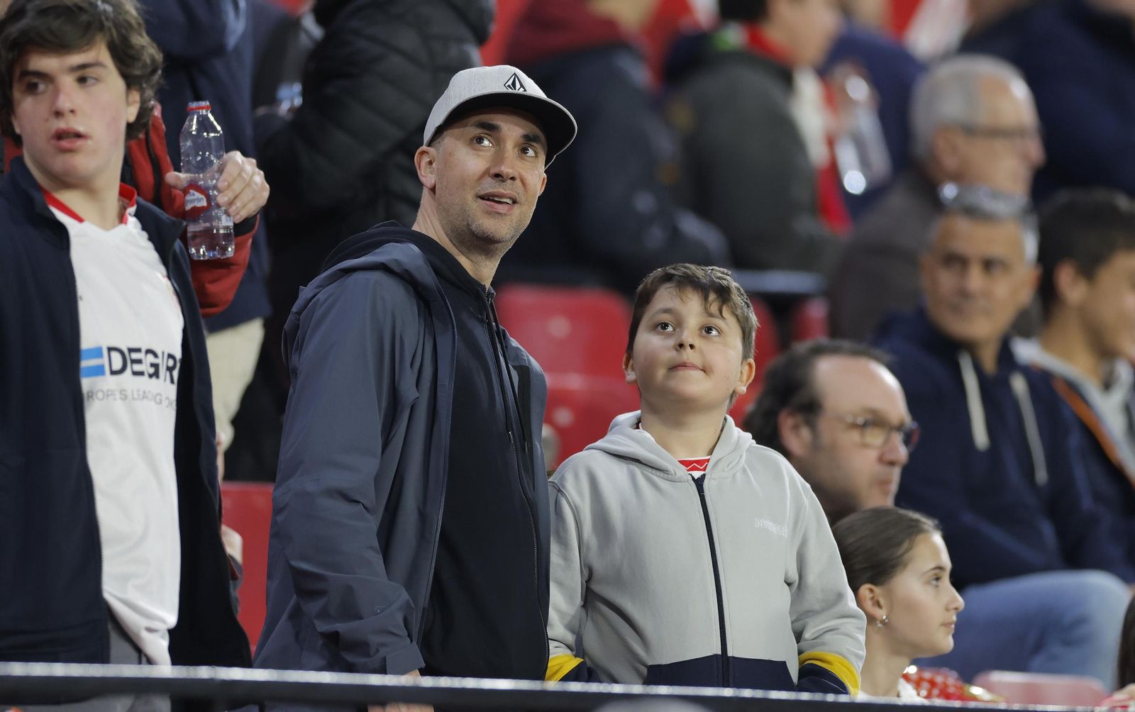 Búscate en las fotos del Sevilla Fc - Mallorca