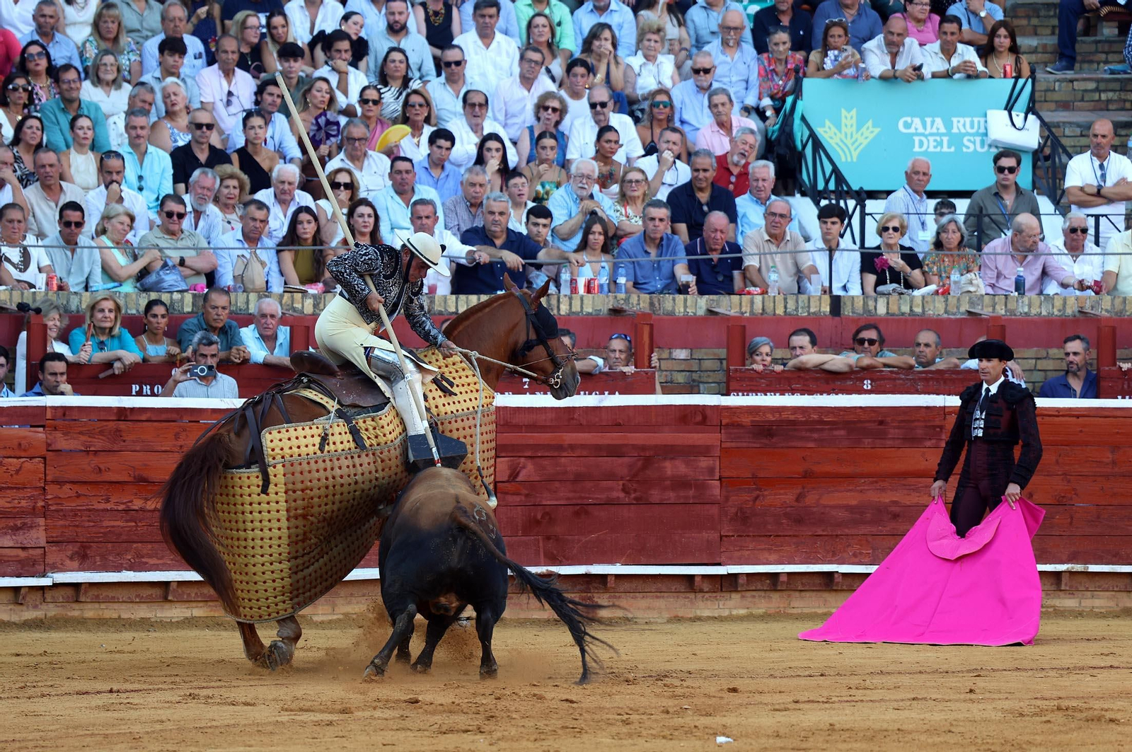 Toros La Merced 2025: Imágenes de la Corrida de Toros de Morante de la Puebla, Daniel Luque y Juan Ortega