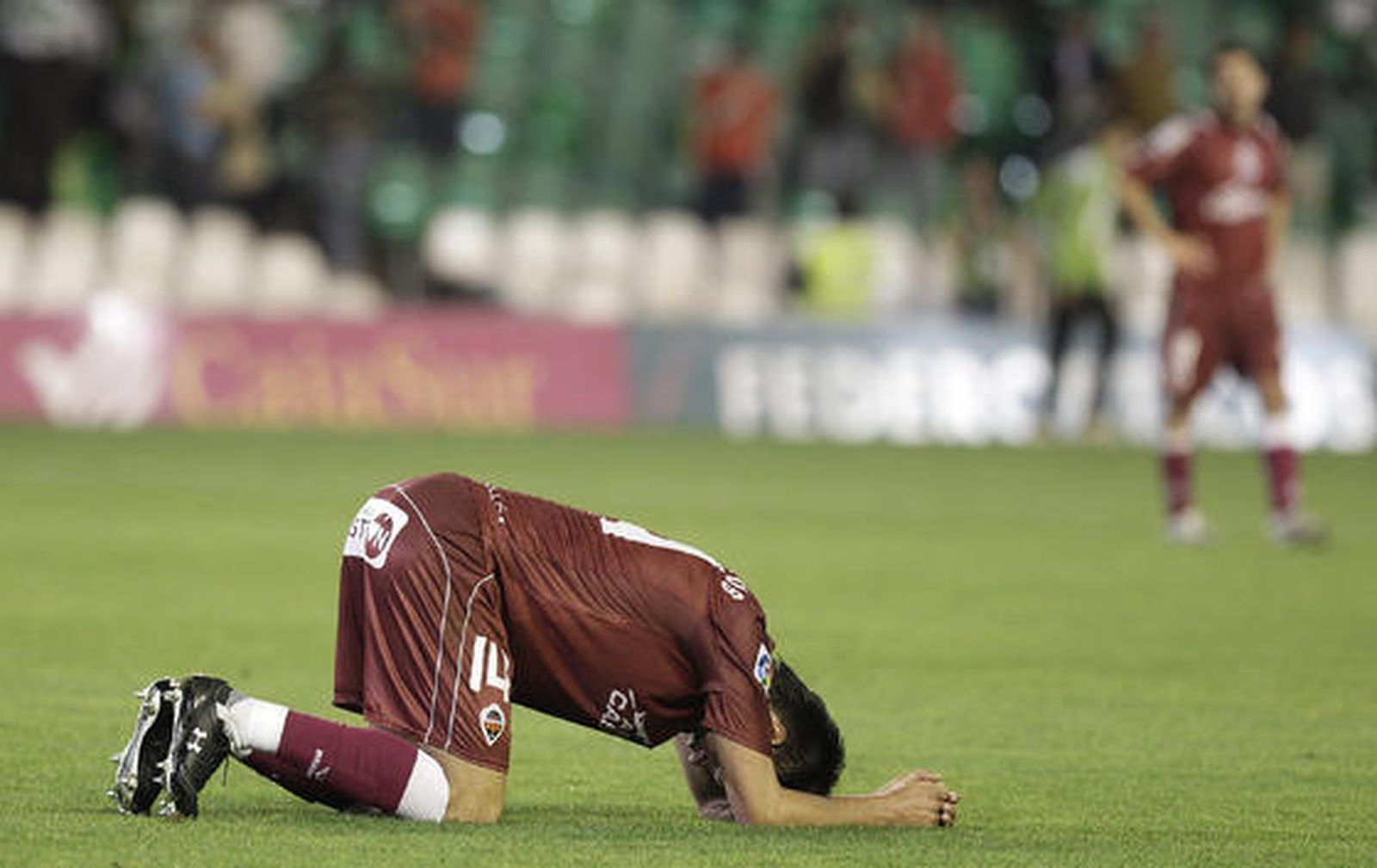 El Betis gana al Castellón en uno de sus partidos más flojos con Víctor Fernández. / Antonio Pizarro