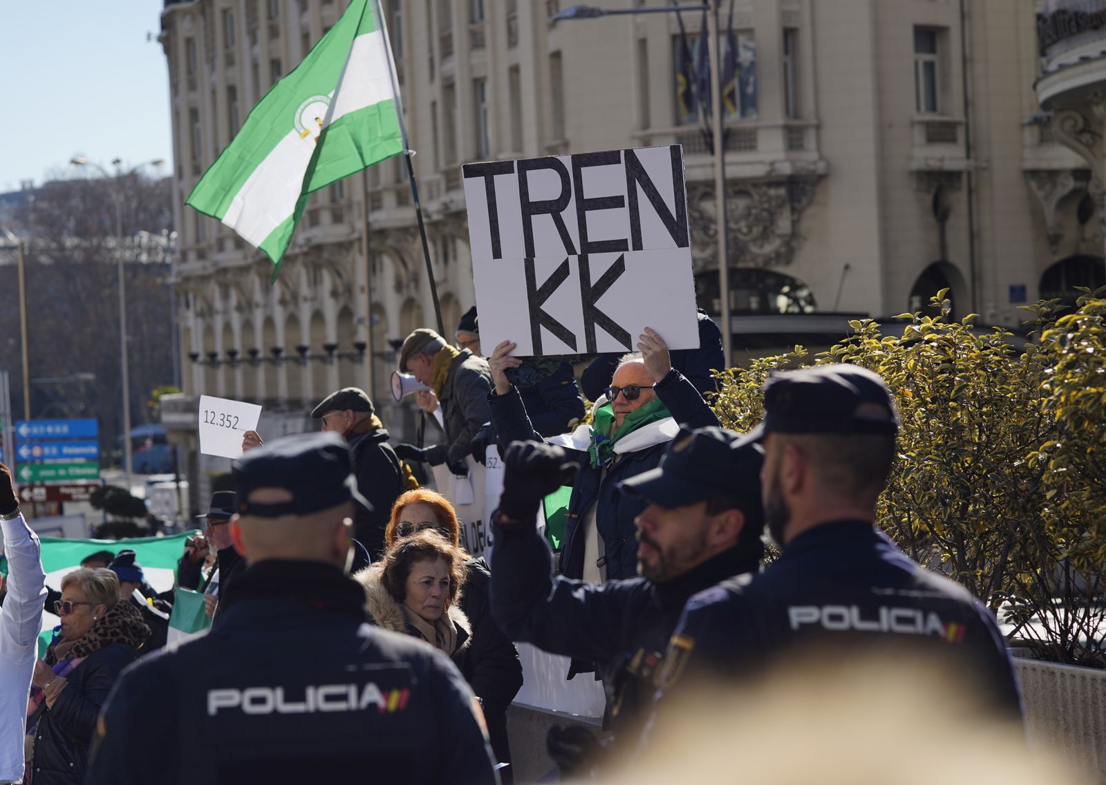 Concentración de Andalucía Bay 20.30 por la mejora de la conexión ferroviaria en Madrid