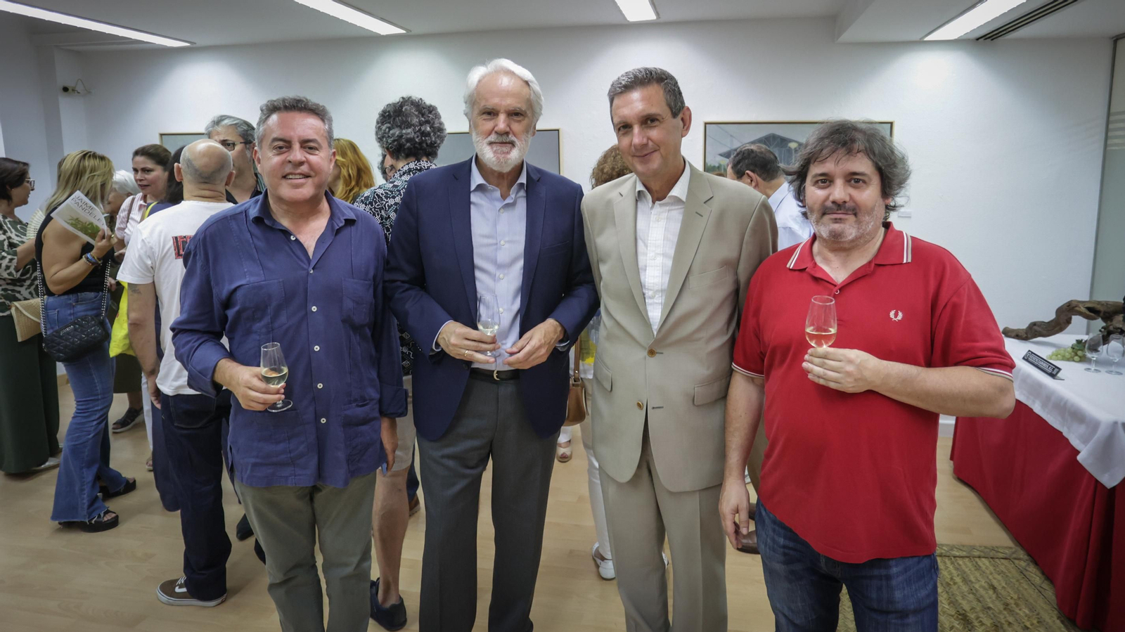 Fotos de la inauguración de la exposición de Jaime Pandelet en la sala ArteAdiario
