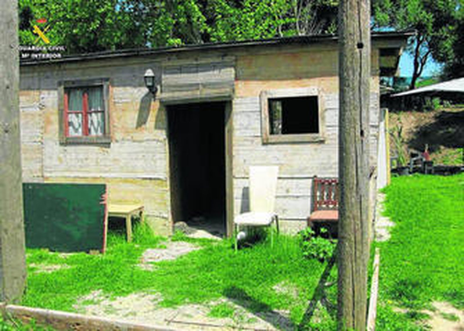 Imagen de la barraca denunciada por la Guardia Civil al suponer una usurpación de una vía pecuaria.