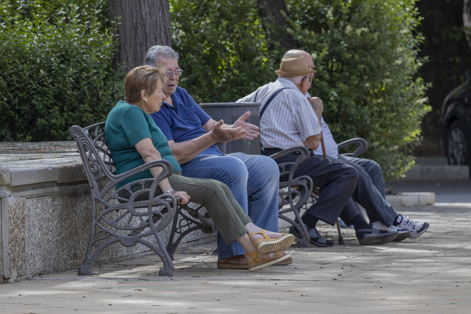 Las mujeres pensionistas en Huelva cobran 4.656 euros menos que los hombres