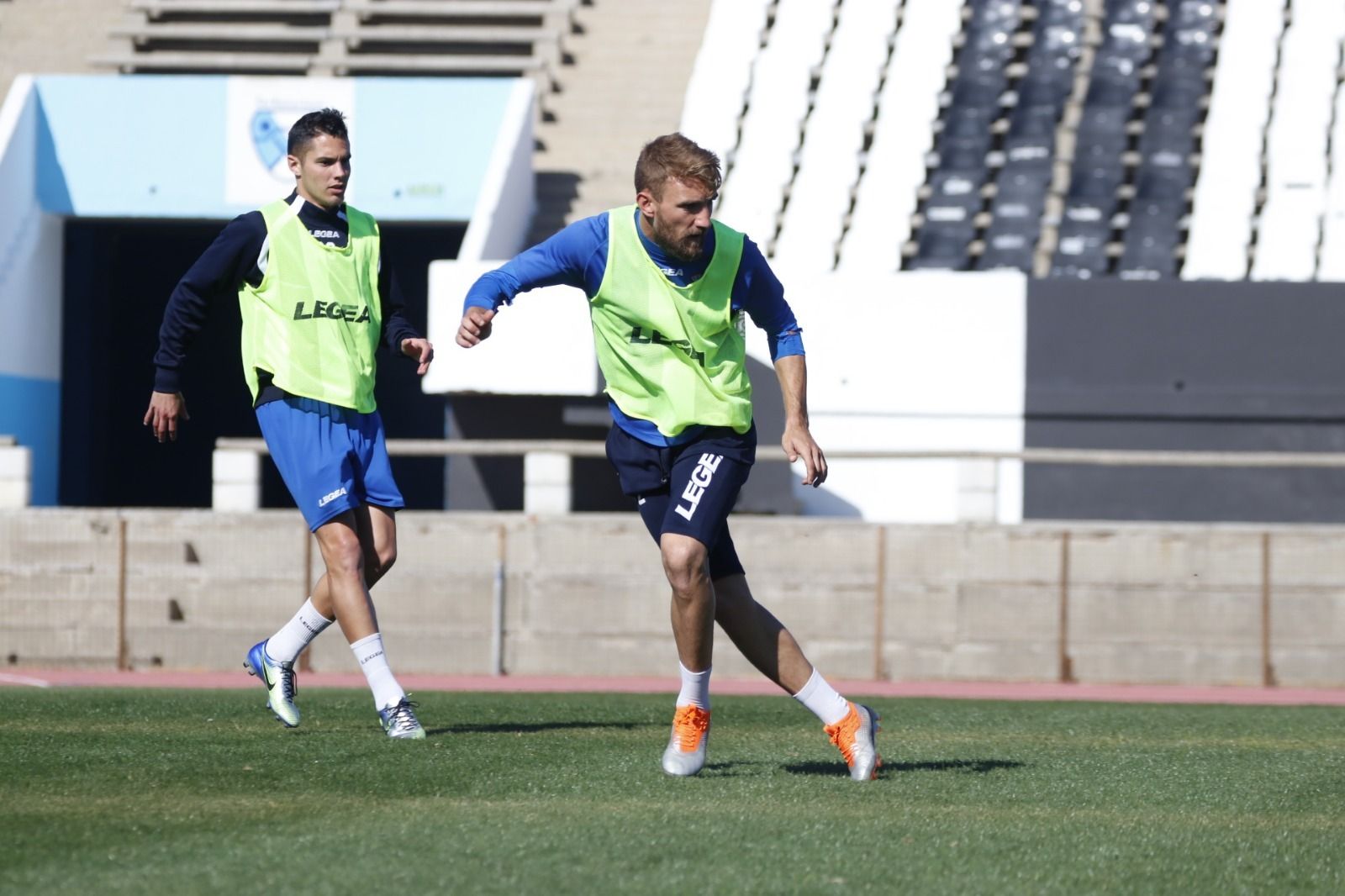Sergio Rodríguez, en primer término, durante un entrenamiento en el Municipal