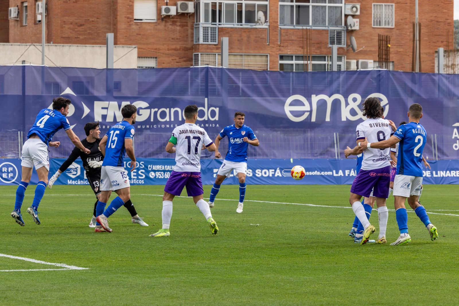 Las mejores imágenes del empate en el derbi entre Linares Deportivo y Real Jaén