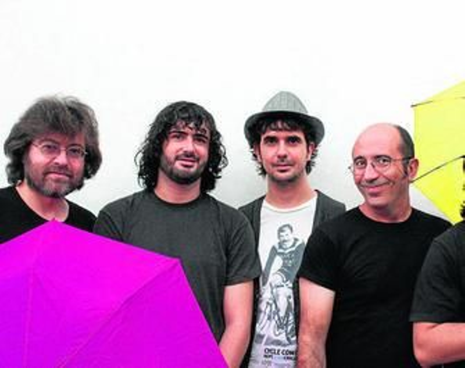 Los Escarabajos vuelven un año más a Almería para actuar en la Fiesta Beatles.