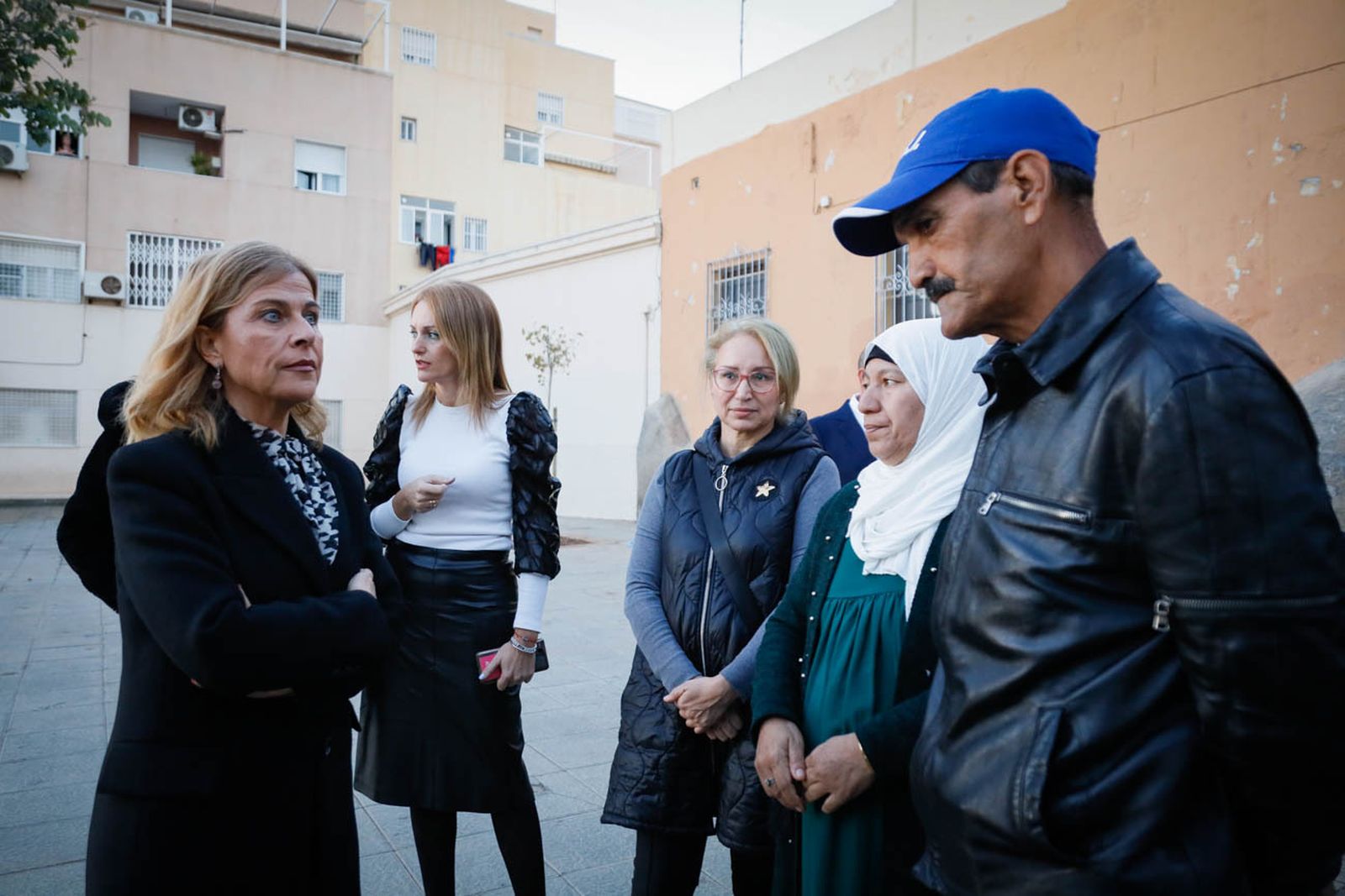 Imágenes del monolito en homenaje a las víctimas de violencia de género