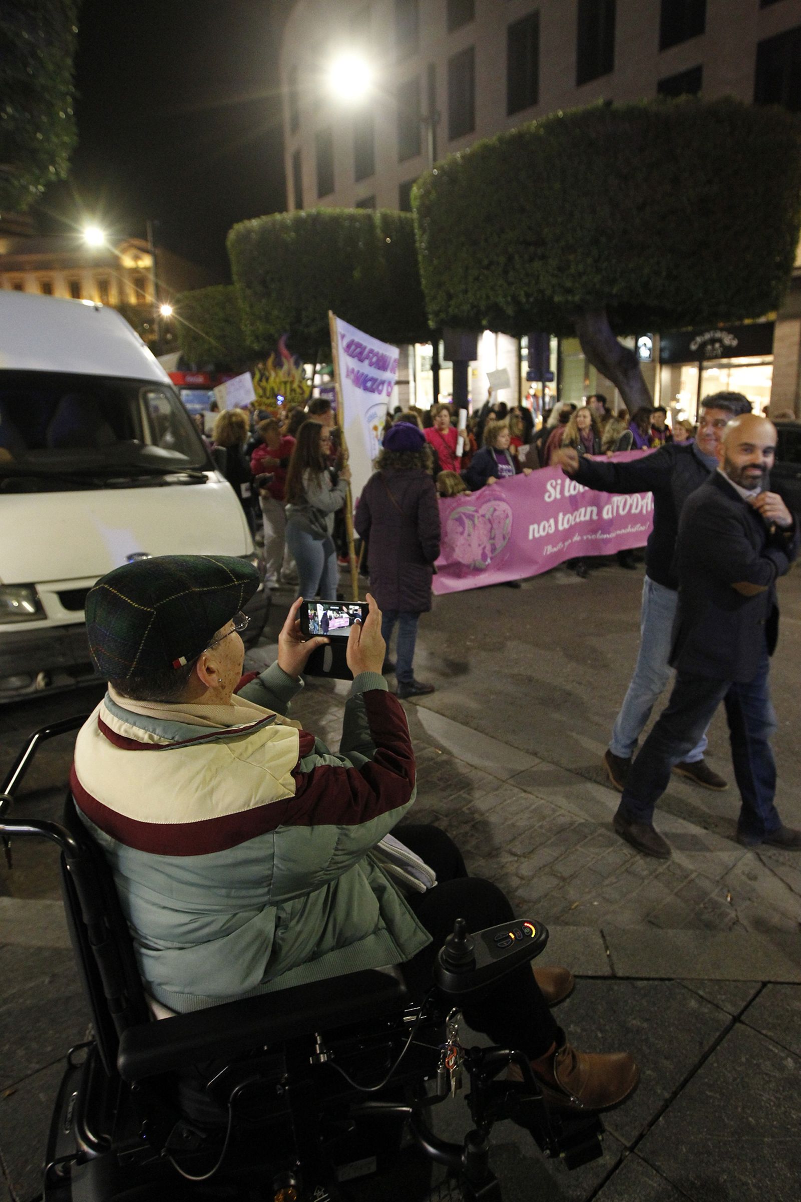 Manifestación Día Mundial contra la Violencia de Género. Almería